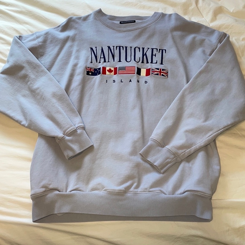 Brandy Melville Nantucket Crewneck